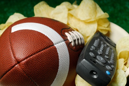 Your Super Bowl party doesn't have to be super expensive!  Try some of these frugal Super Bowl party ideas.