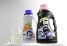 Woolite Extra Care Dark Detergent
