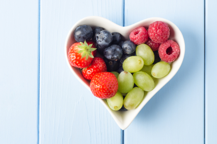 This year, considering giving a healthier gift for Valentine's Day. Try fruit, dark chocolate, a massage and more!