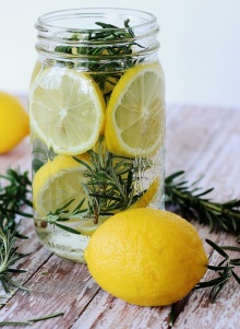 We've come up with some natural, frugal ways to freshen your home and have it smelling like Spring in no time!